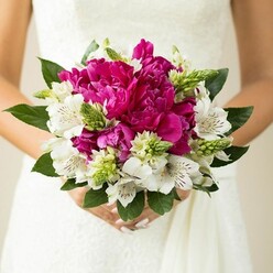 EVERLASTING LOVE BRIDAL BOUQUET WITH BRIDE